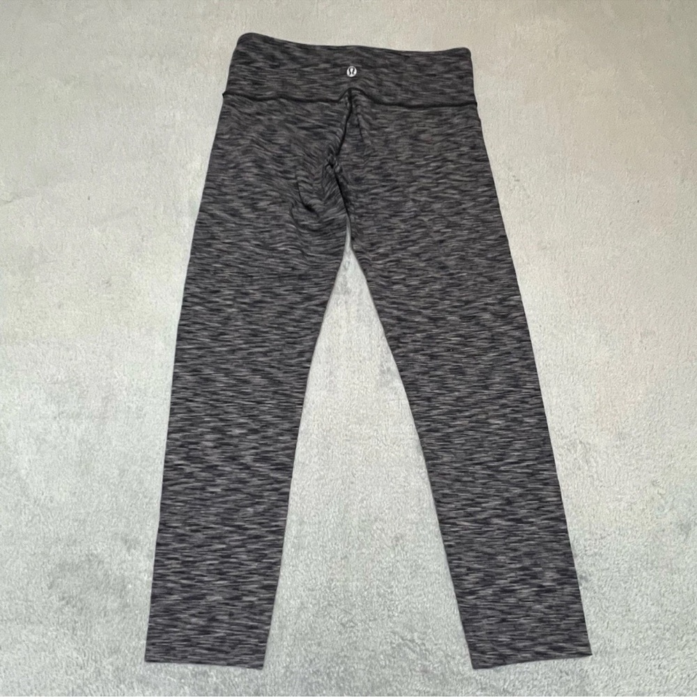 Lululemon leggings Womens Size 4 Grey